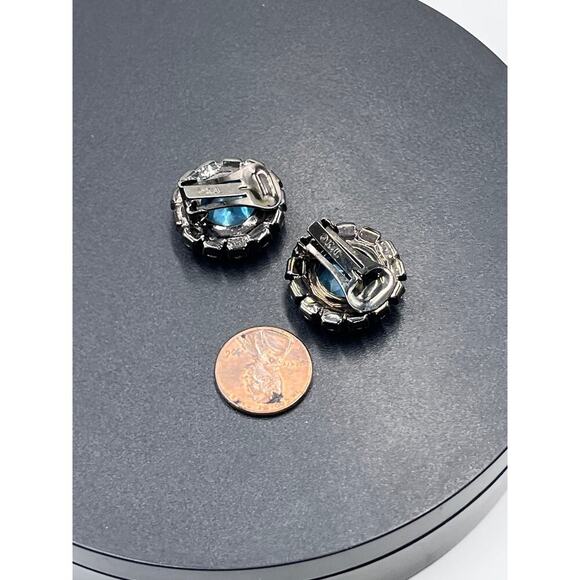 Kenneth Jay Lane Vintage Aquamarine Color‎ Button Clip Gunmetal Earrings - Picture 9 of 12